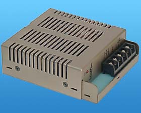 15V @ 1A L-COM POWER SUPPLY