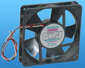 12VDC 4-11/16 X 1 MECHATRONICS BOX FAN