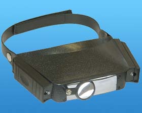 LIGHTED BINOCULAR HEAD MAGNIFIER