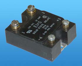 10A @ 120VAC SOLID STATE RELAY-USED