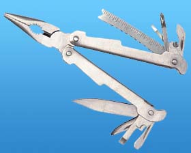 MULTI-TOOL MULTI PURPOSE FOLDING TOOL