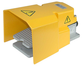 SPDT Foot Switch, Heavy Duty Enclosed