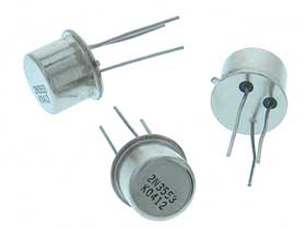 Pack of 3 -  2N3553 - 500MHz RF NPN Transistor